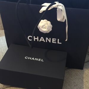 Chanel Elegant Black Gift Set